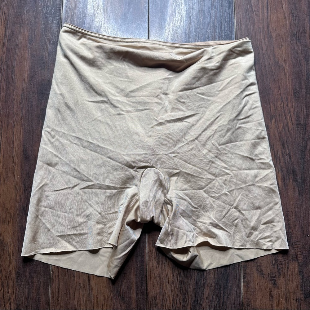 Spanx Shapewear Shaping Shorts